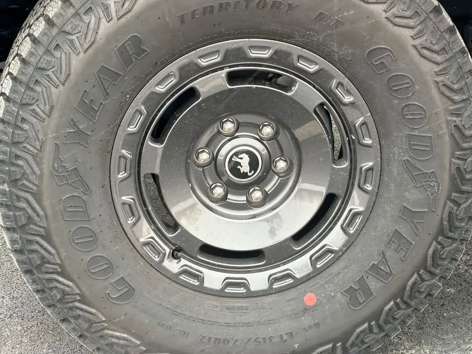 Thumbnail: 2025 Ford Bronco - 14