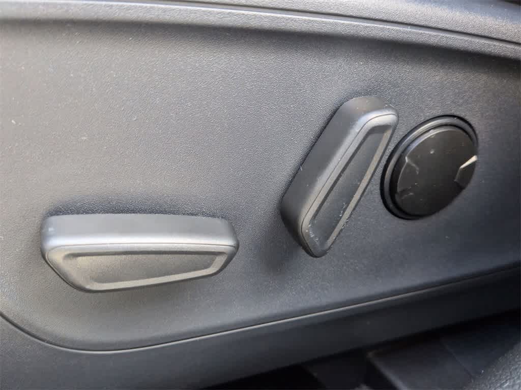 Thumbnail: 2025 Ford Bronco Sport - 18