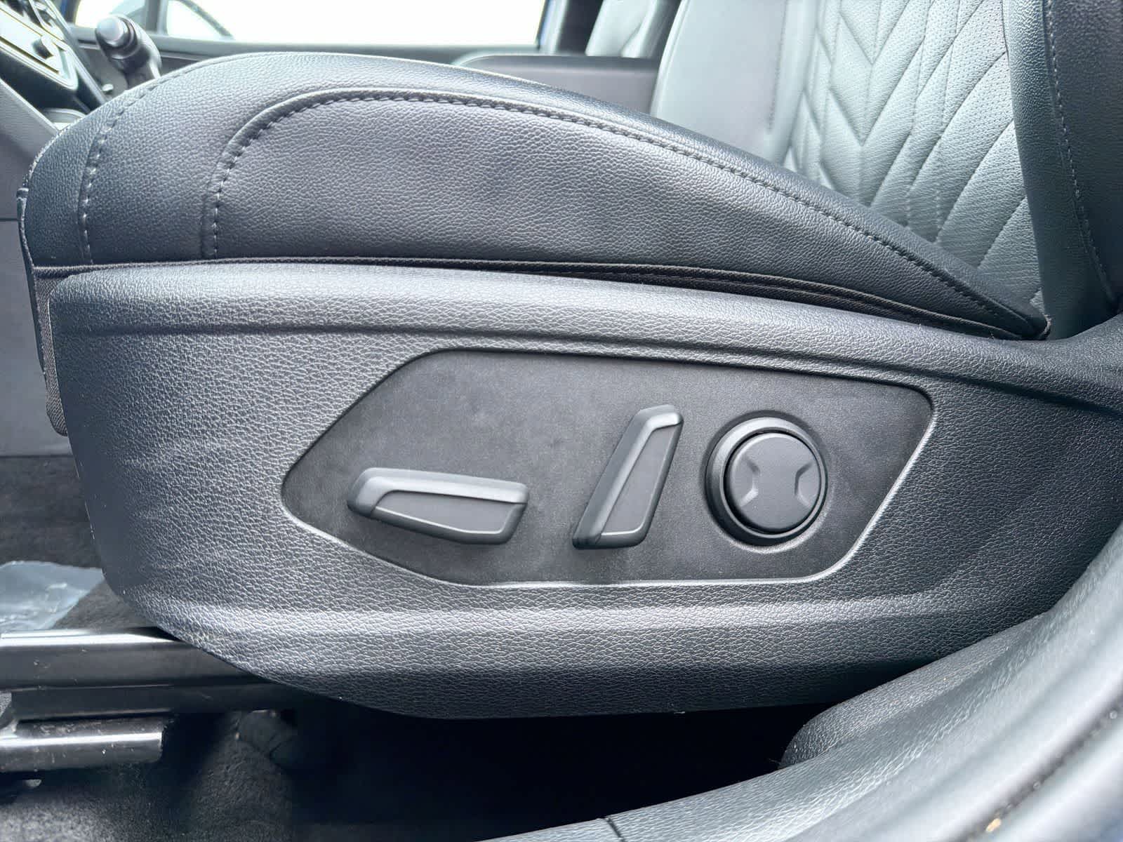 Thumbnail: 2023 Kia Sportage - 18