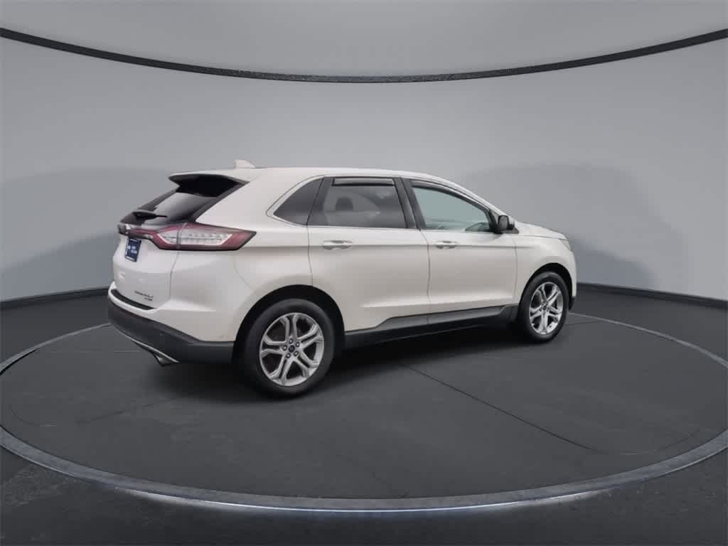 Thumbnail: 2016 Ford Edge - 8