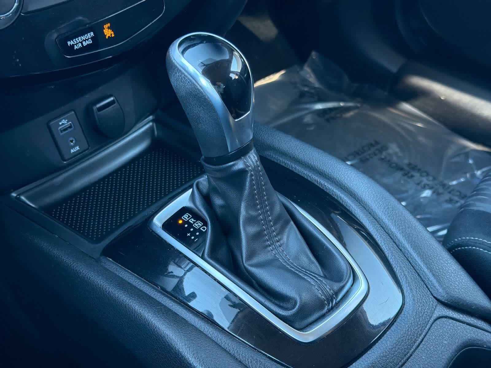 Thumbnail: 2017 Nissan Rogue - 32