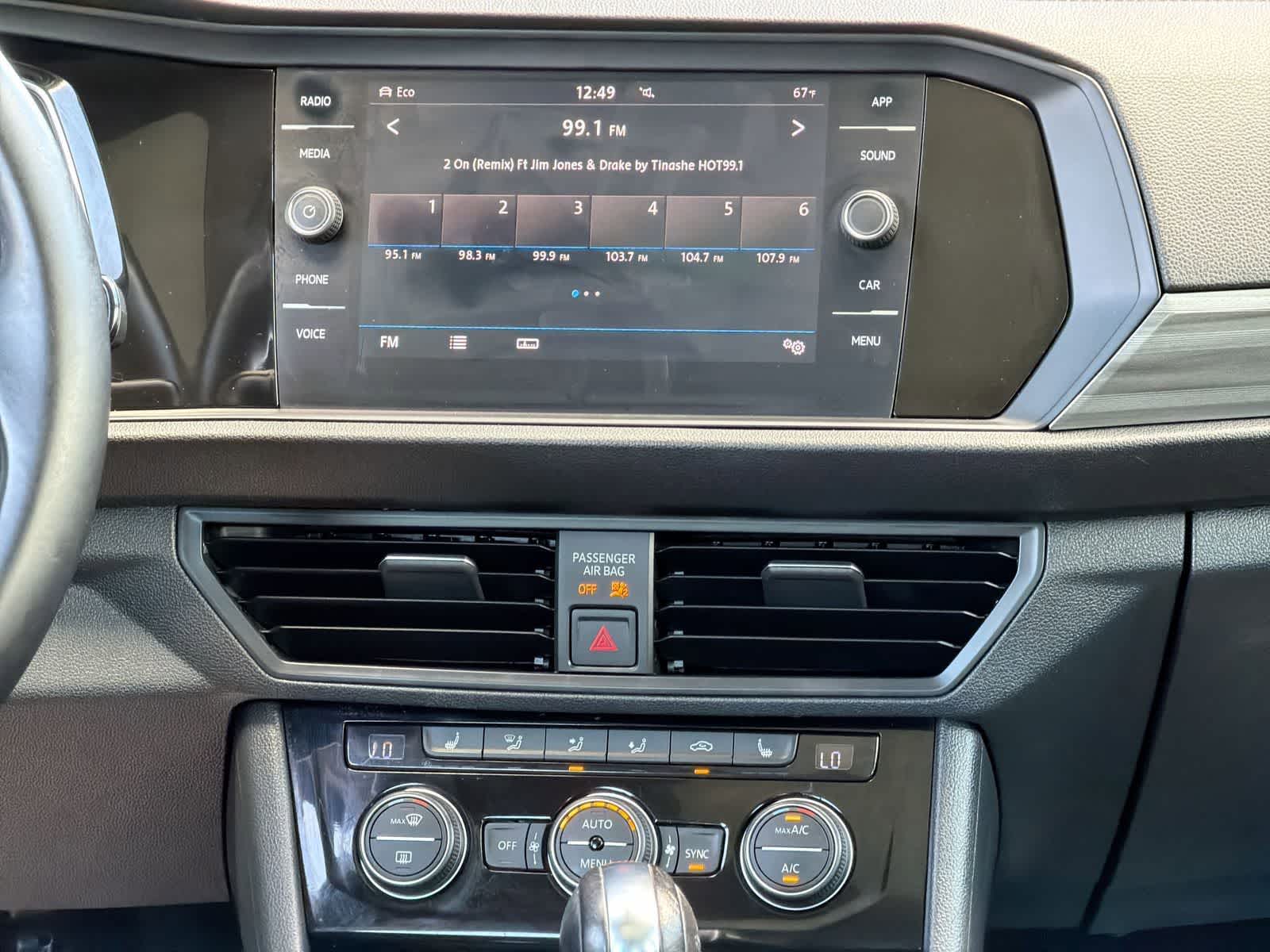Thumbnail: 2019 Volkswagen Jetta - 29