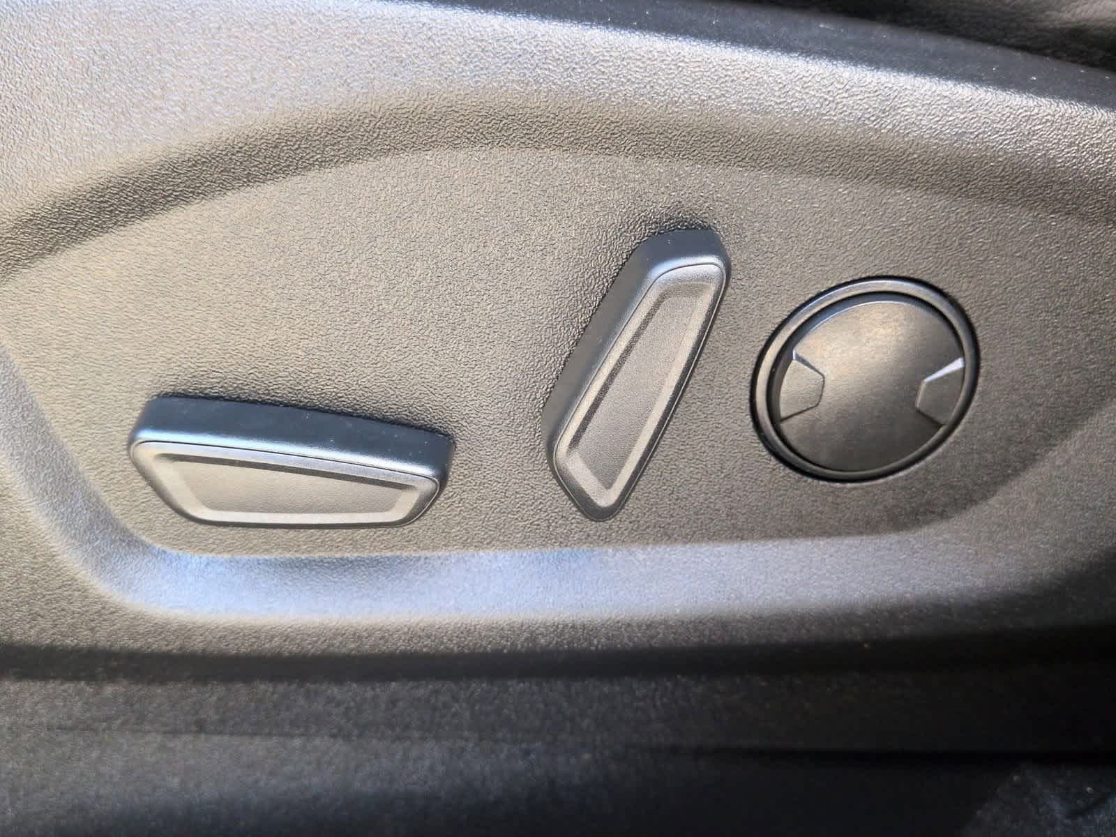 Thumbnail: 2024 Ford Edge - 18