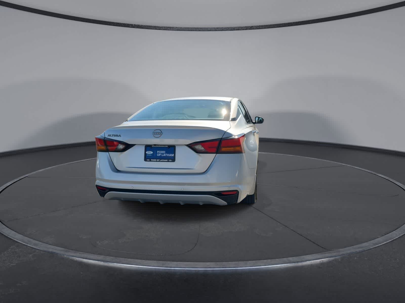 Thumbnail: 2023 Nissan Altima - 7