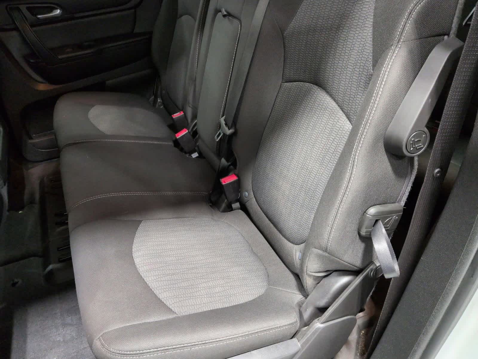 Thumbnail: 2017 Chevrolet Traverse - 12