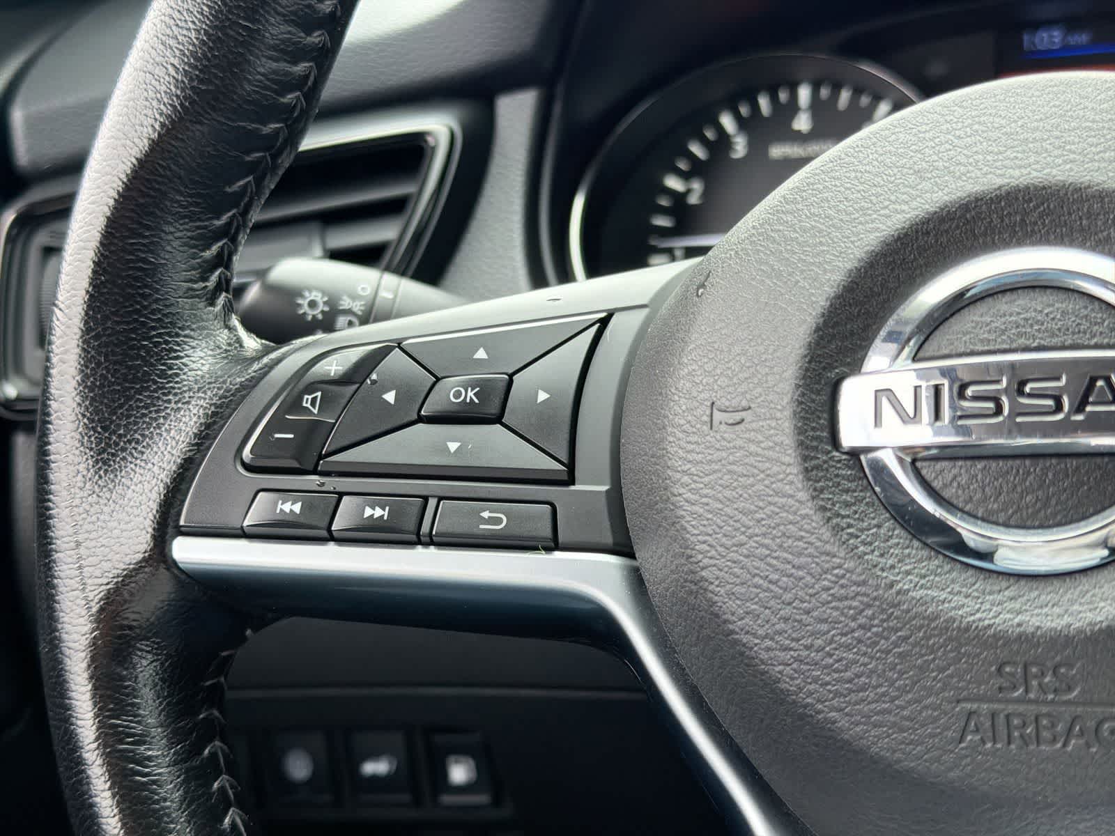 Thumbnail: 2020 Nissan Rogue - 24