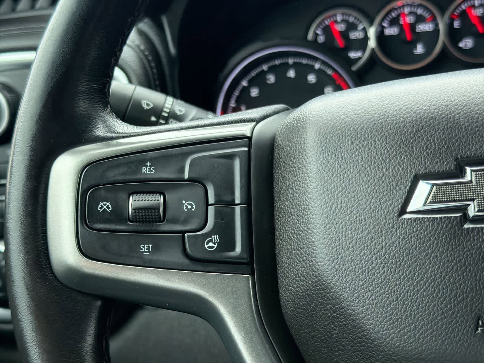 Thumbnail: 2021 Chevrolet Silverado 1500 - 24