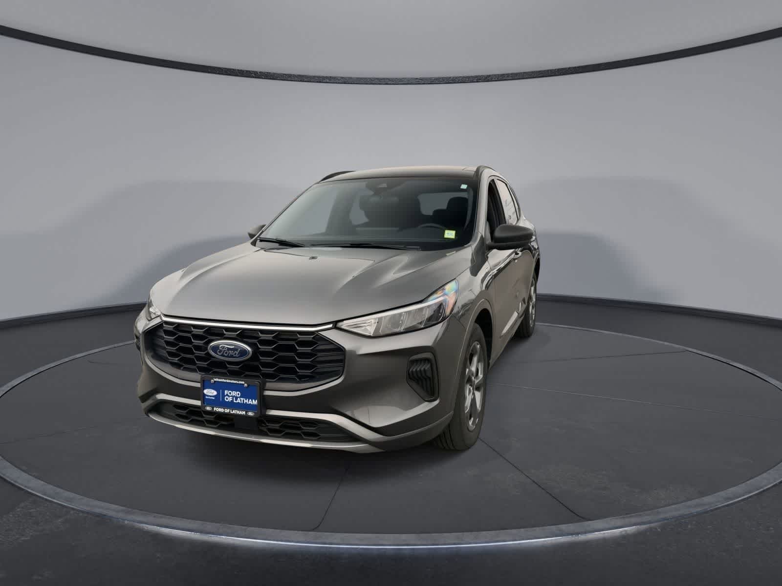 Thumbnail: 2023 Ford Escape - 3