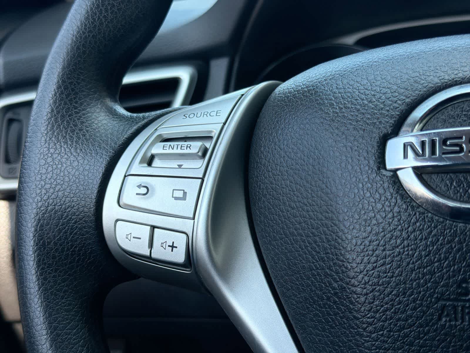 Thumbnail: 2016 Nissan Rogue - 24