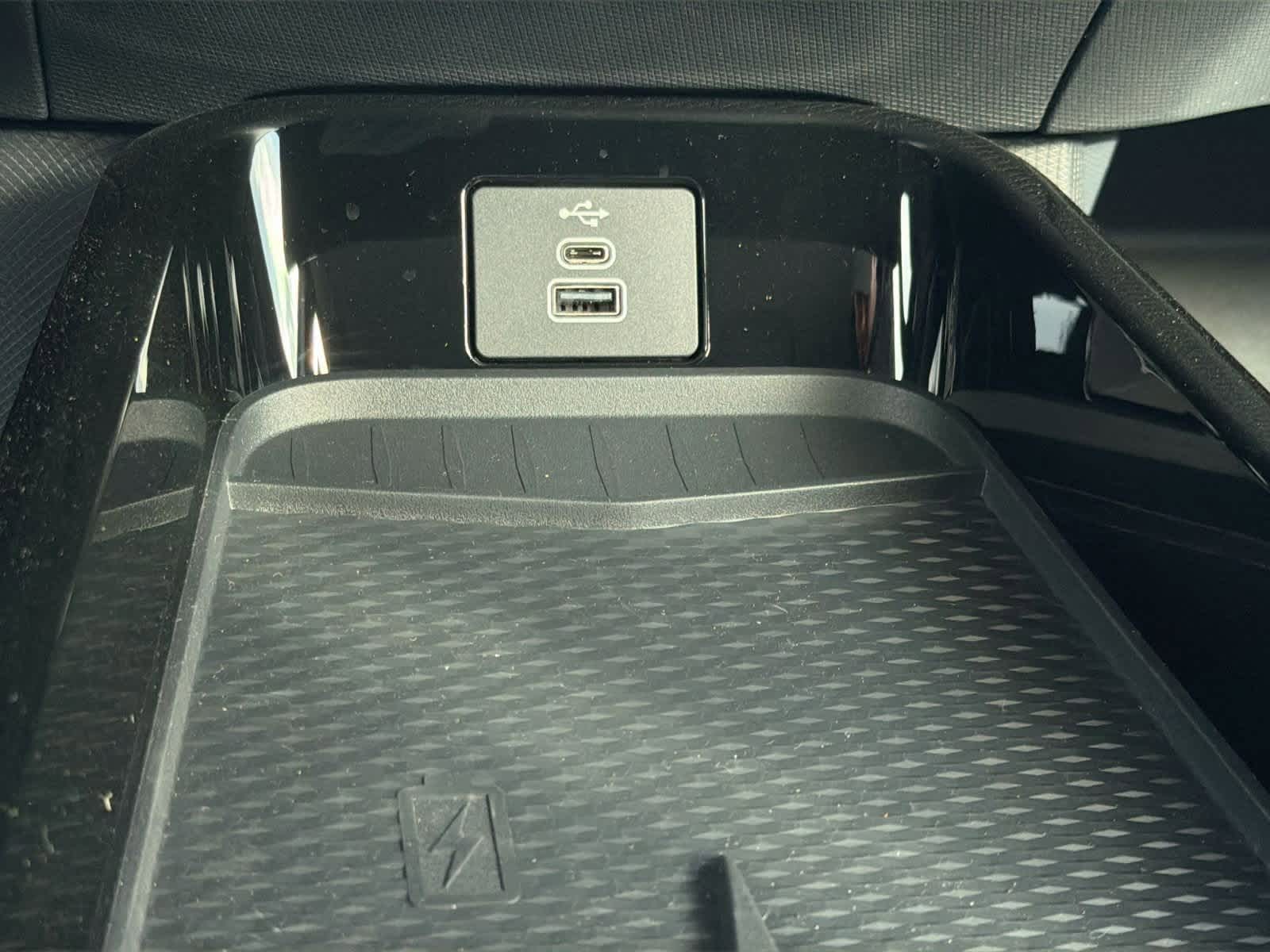 Thumbnail: 2025 Ford Mustang Mach-E - 33