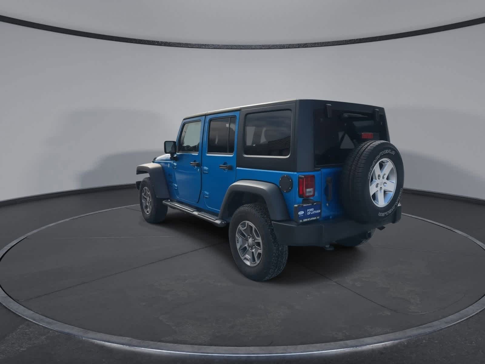 Thumbnail: 2016 Jeep Wrangler - 6