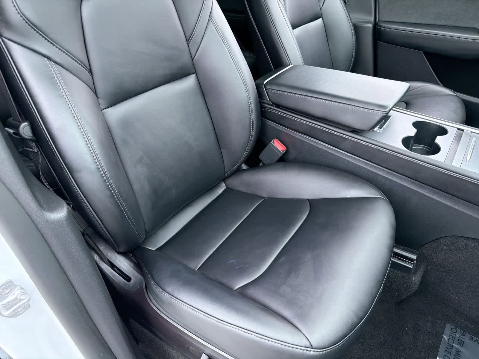 Thumbnail: 2022 Tesla Model Y - 23