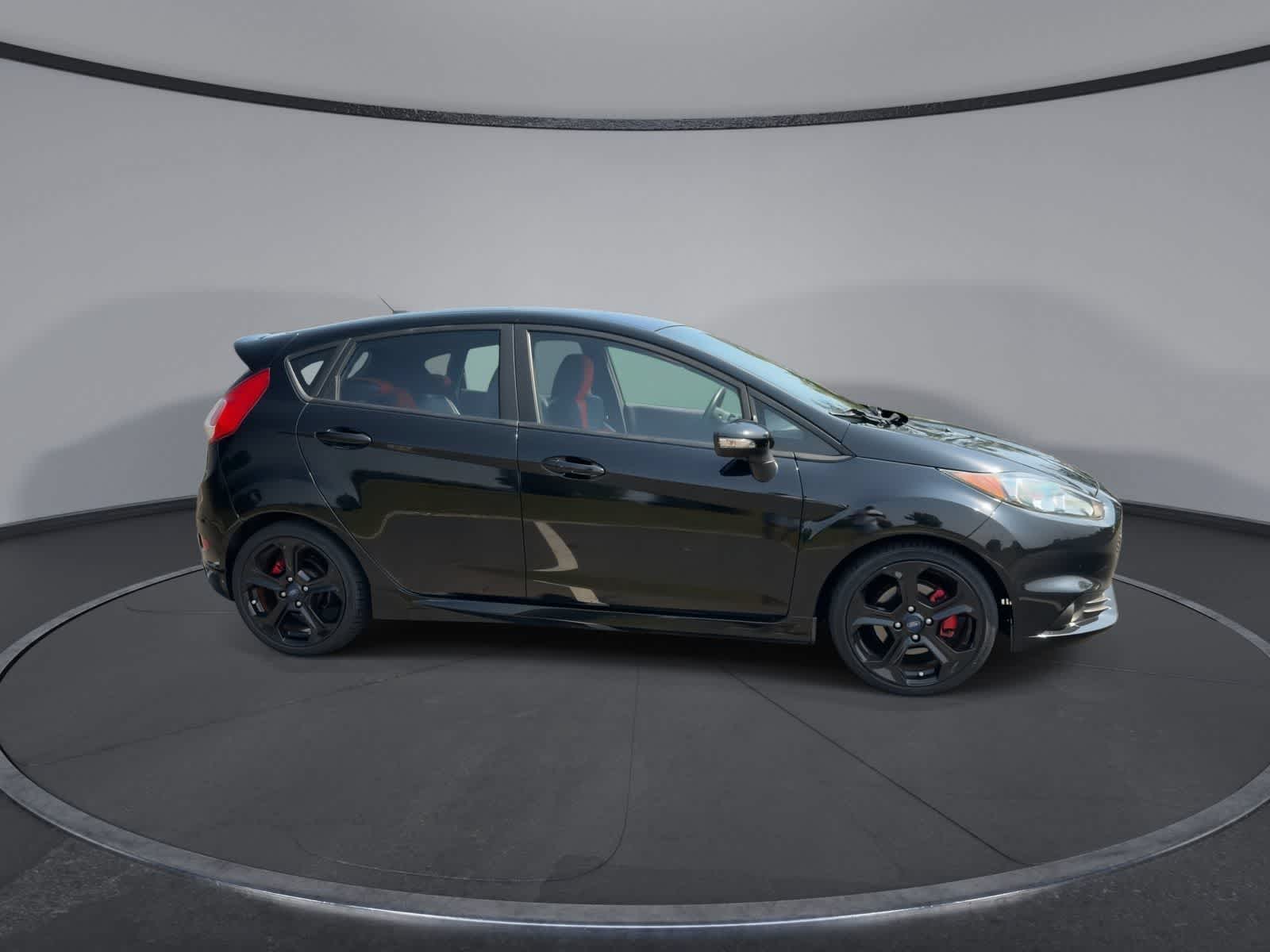 Thumbnail: 2017 Ford Fiesta - 9
