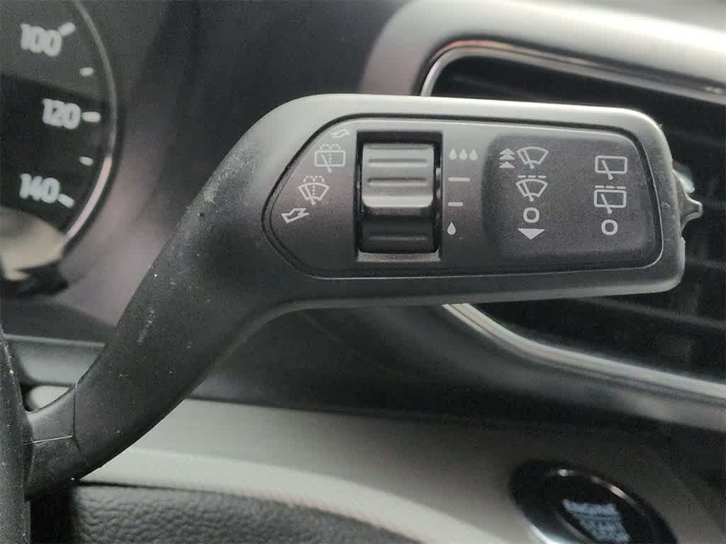 Thumbnail: 2022 Ford Explorer - 26