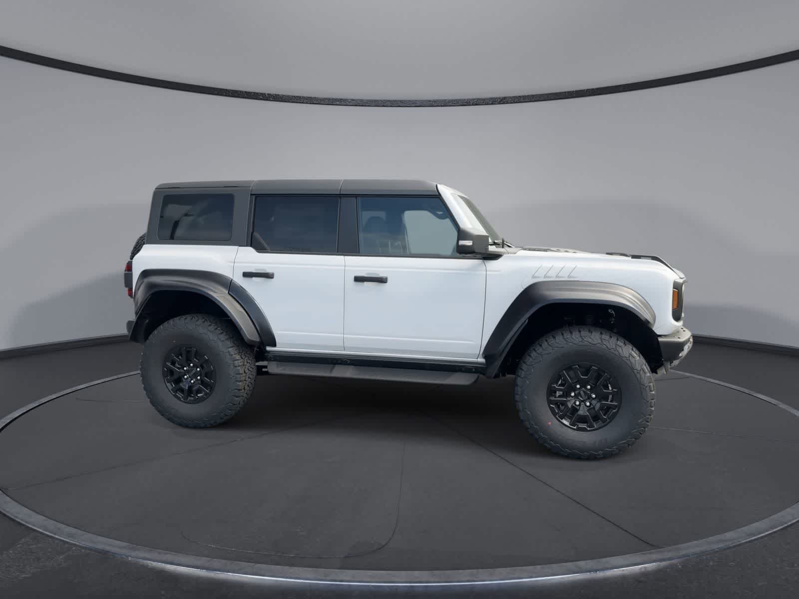 Thumbnail: 2026 Ford Bronco - 9