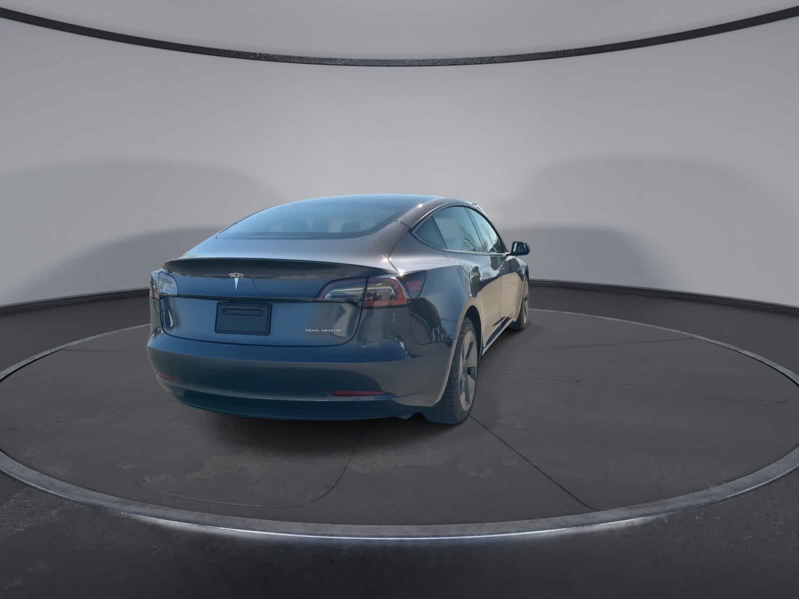 Thumbnail: 2022 Tesla Model 3 - 7