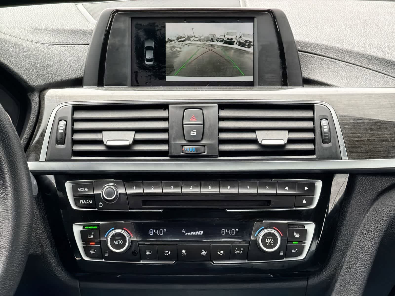 Thumbnail: 2018 BMW 3 Series - 28