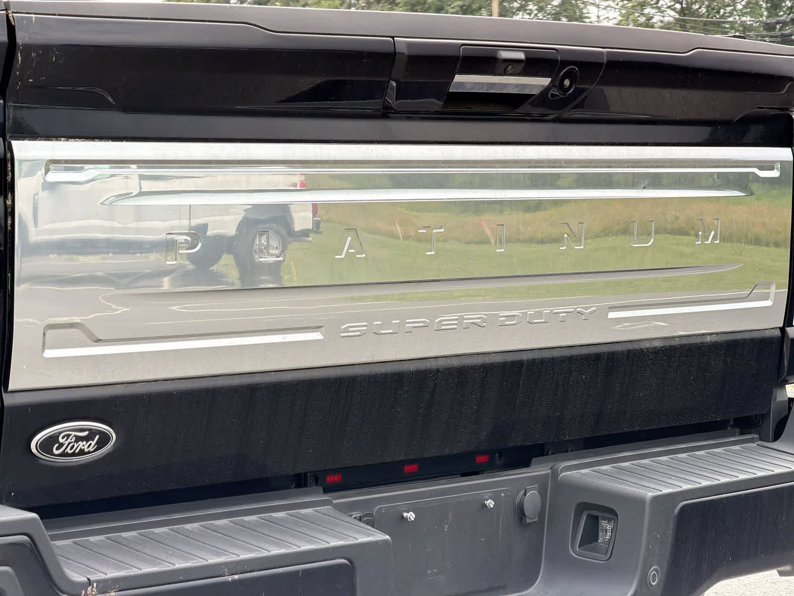 Thumbnail: 2023 Ford F-450 - 13