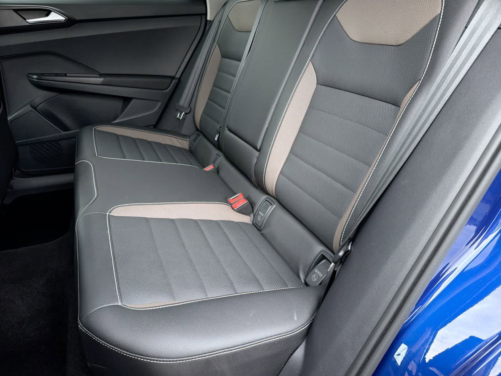 Thumbnail: 2023 Volkswagen Taos - 21