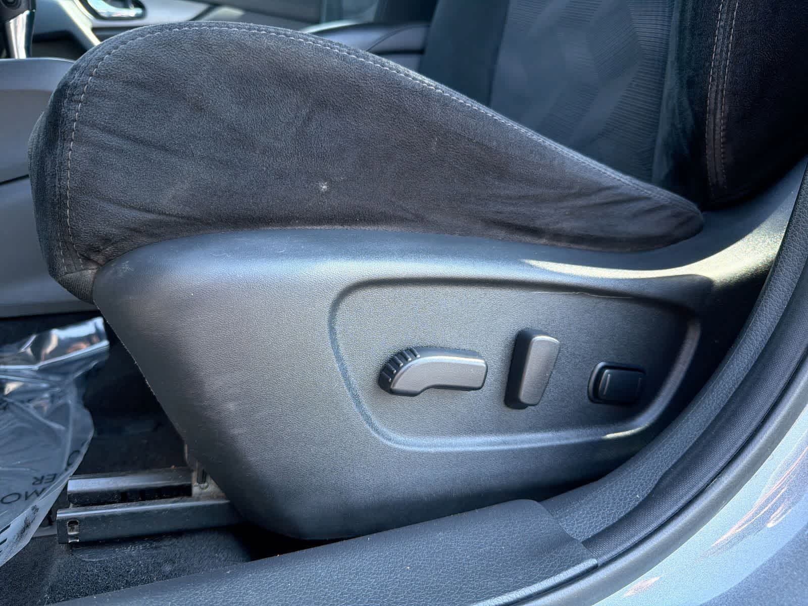 Thumbnail: 2016 Nissan Rogue - 18