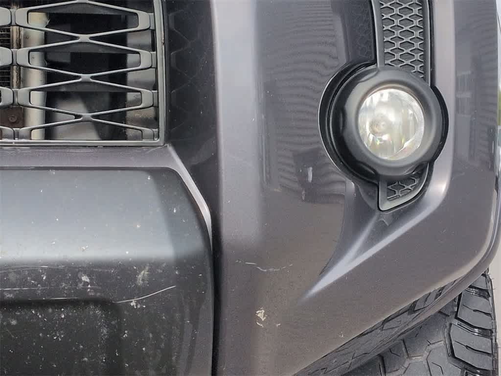 Thumbnail: 2017 Toyota 4Runner - 11