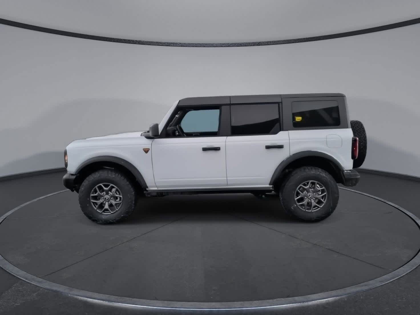 Thumbnail: 2025 Ford Bronco - 5