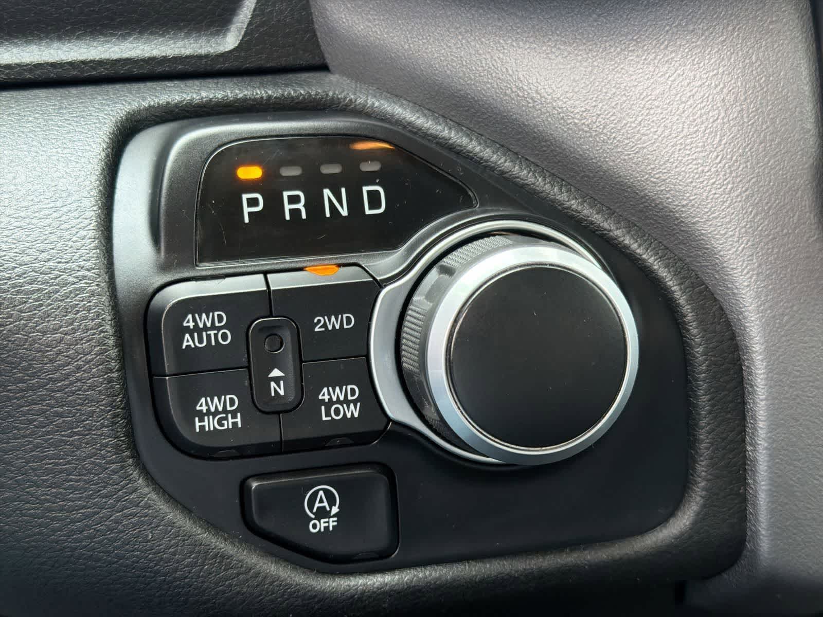 Thumbnail: 2020 RAM 1500 - 32