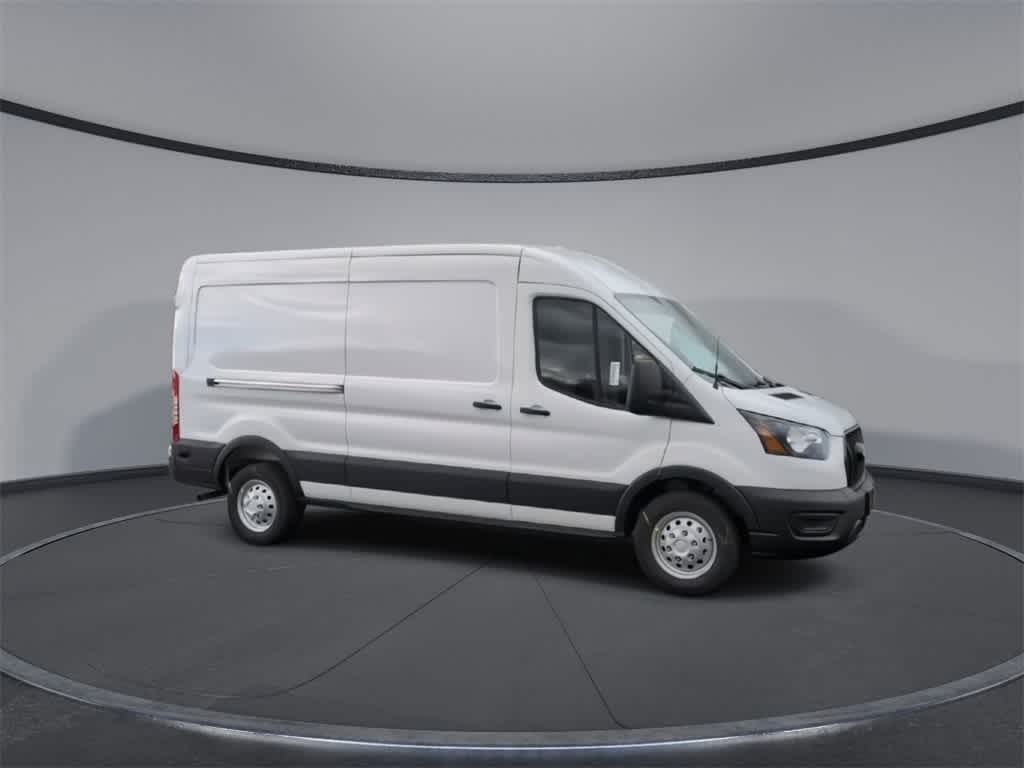 Thumbnail: 2026 Ford Transit Series - 2