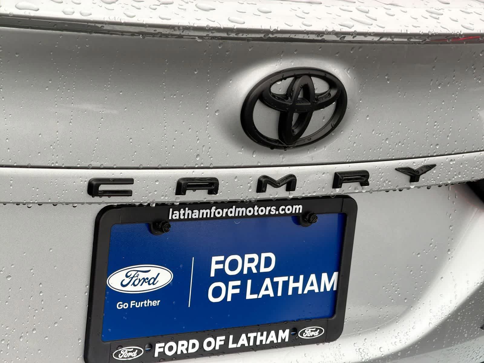 Thumbnail: 2019 Toyota Camry - 13