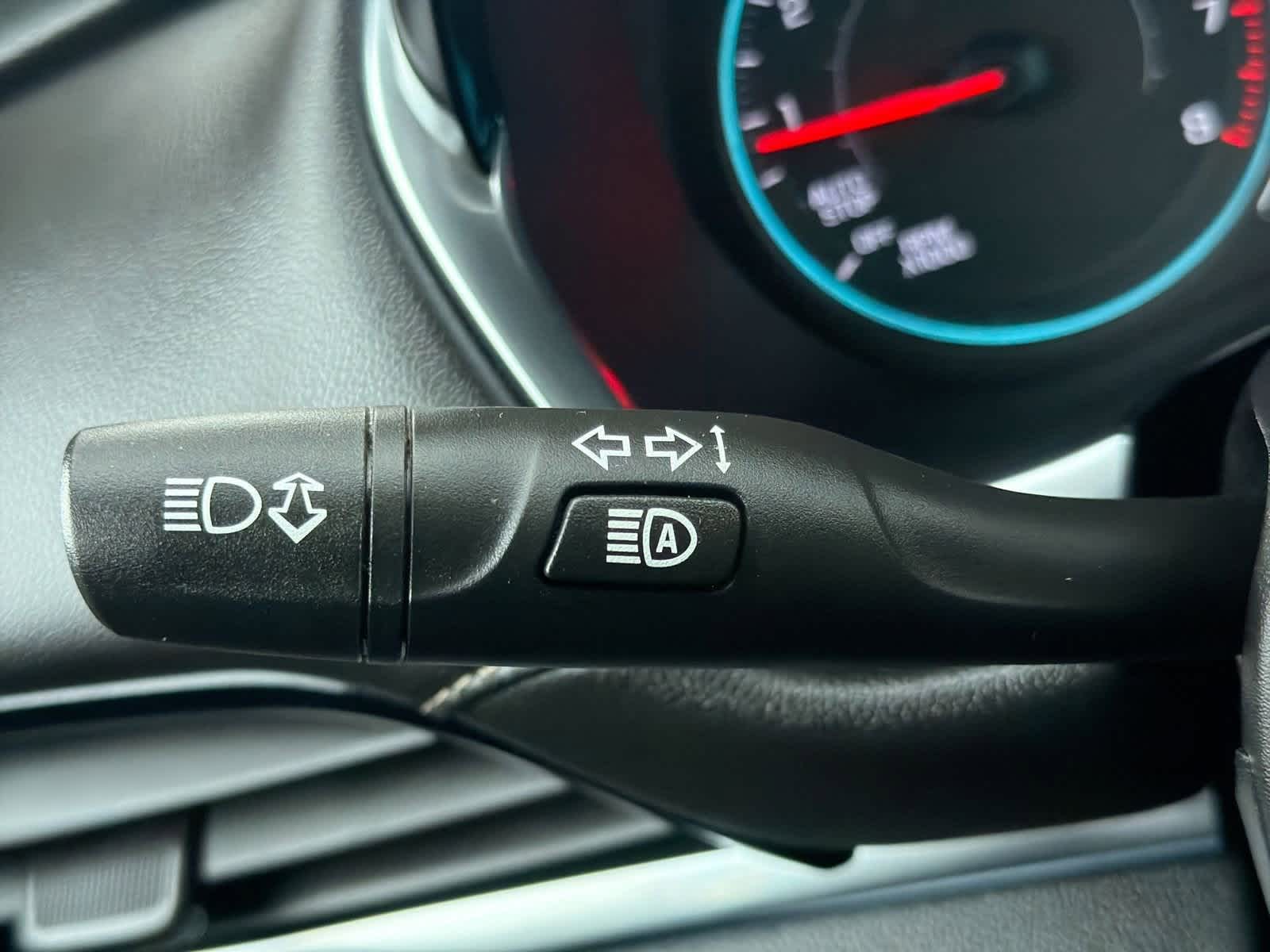 Thumbnail: 2023 Chevrolet Traverse - 27