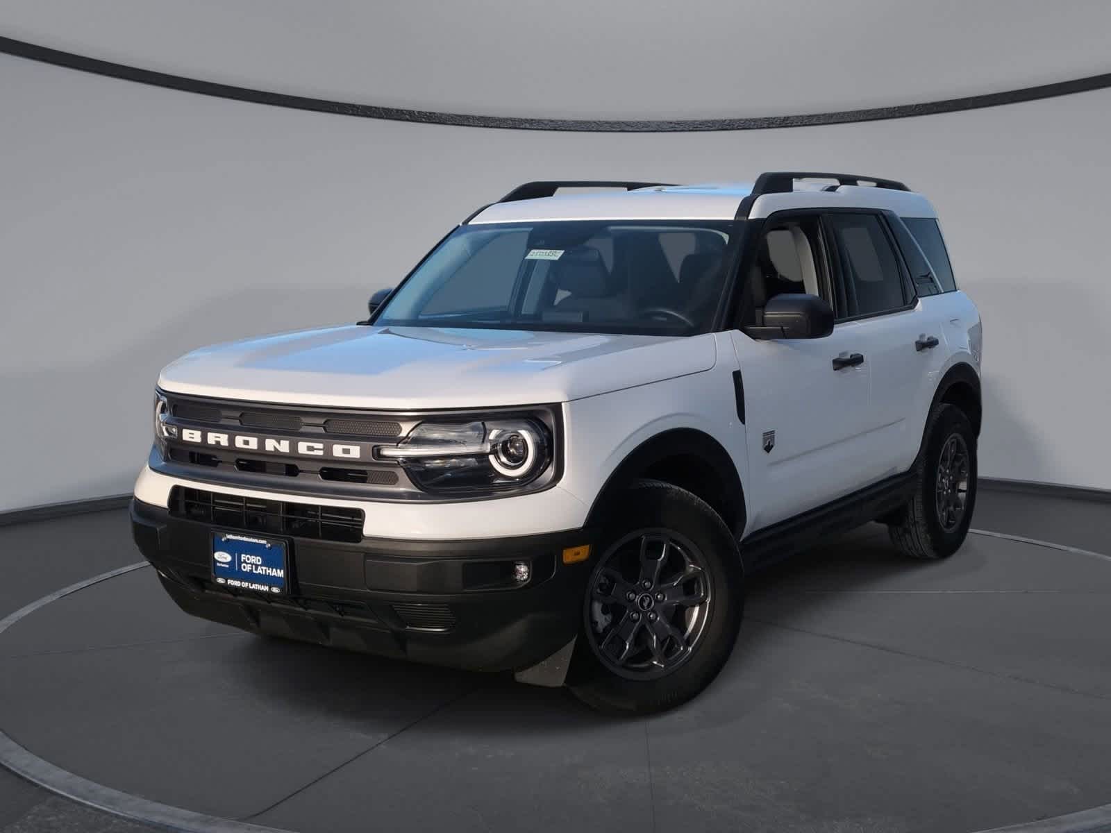 Thumbnail: 2023 Ford Bronco Sport - 1
