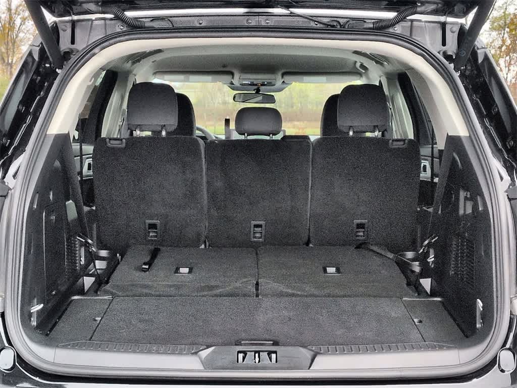 Thumbnail: 2025 Ford Explorer - 35