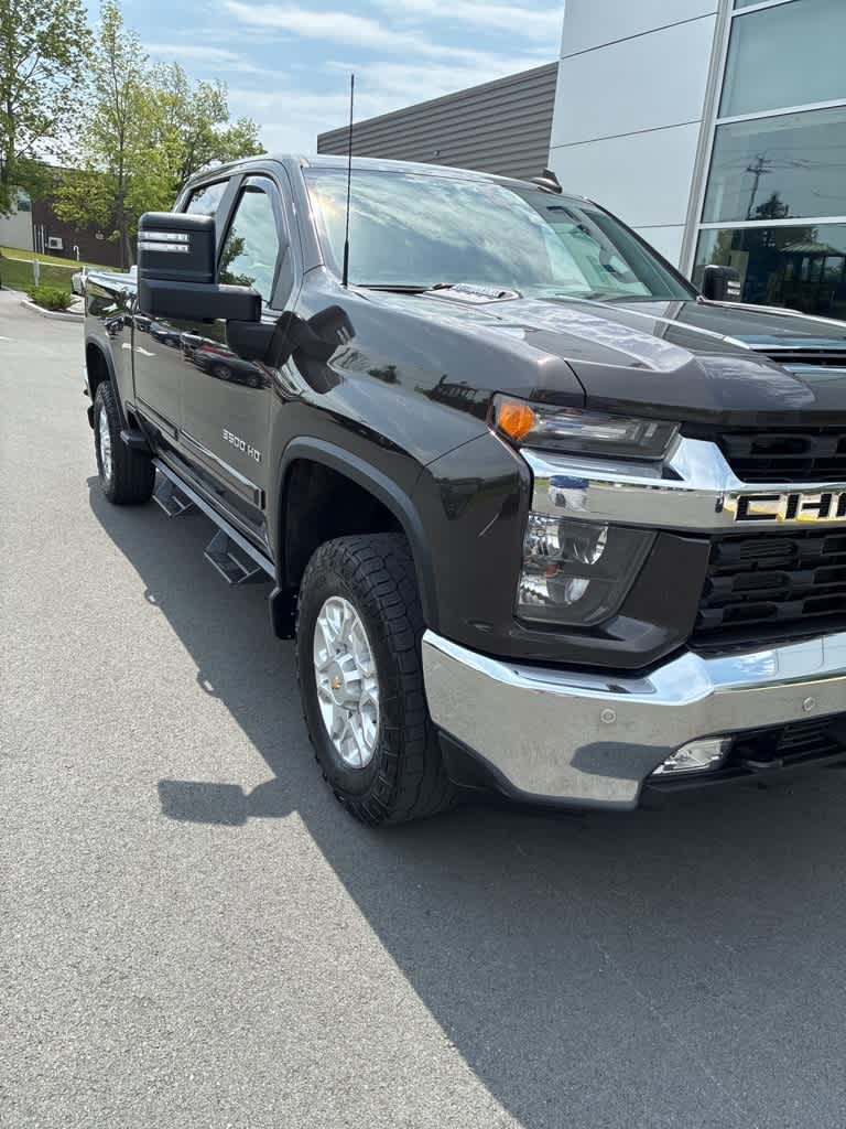 2021 Chevrolet Silverado 3500 LT 2