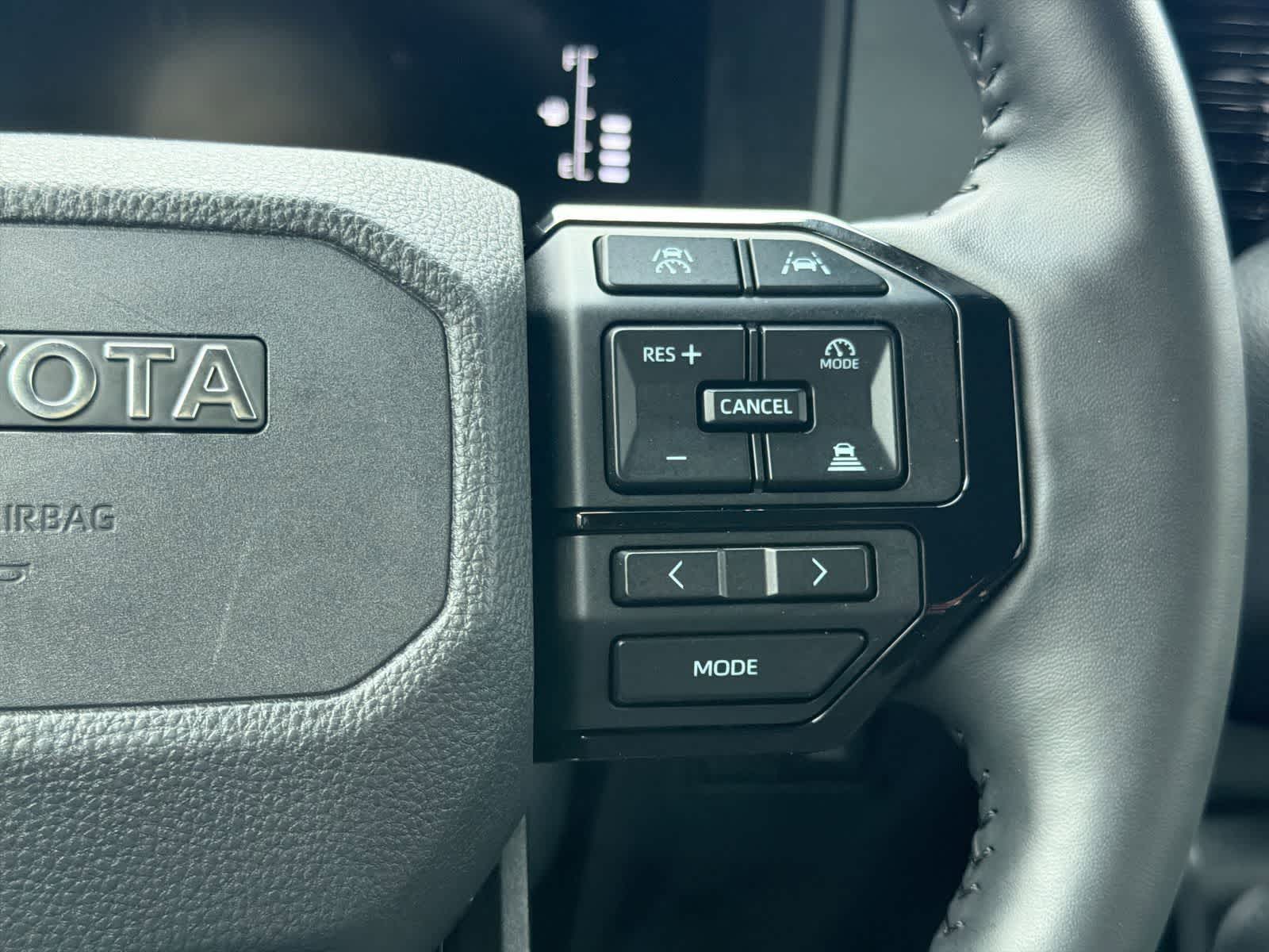 Thumbnail: 2025 Toyota Land Cruiser - 25