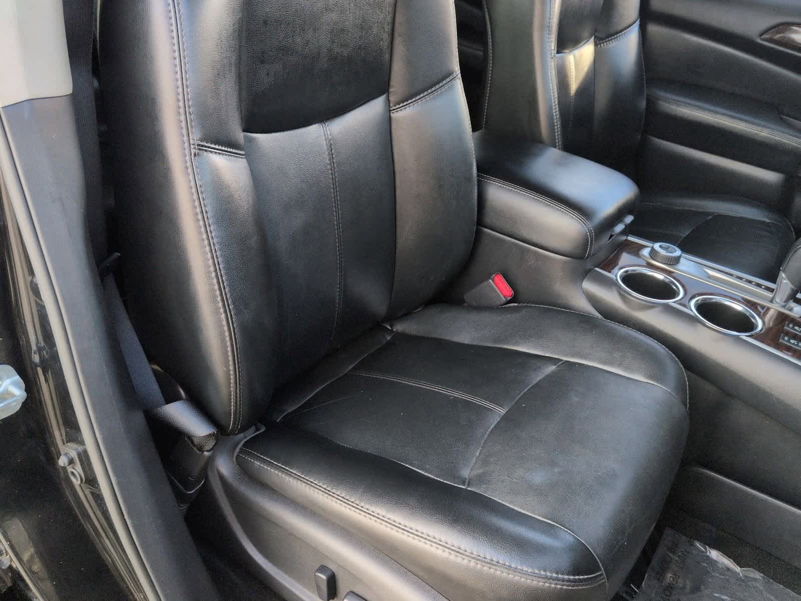 Thumbnail: 2016 Nissan Pathfinder - 22