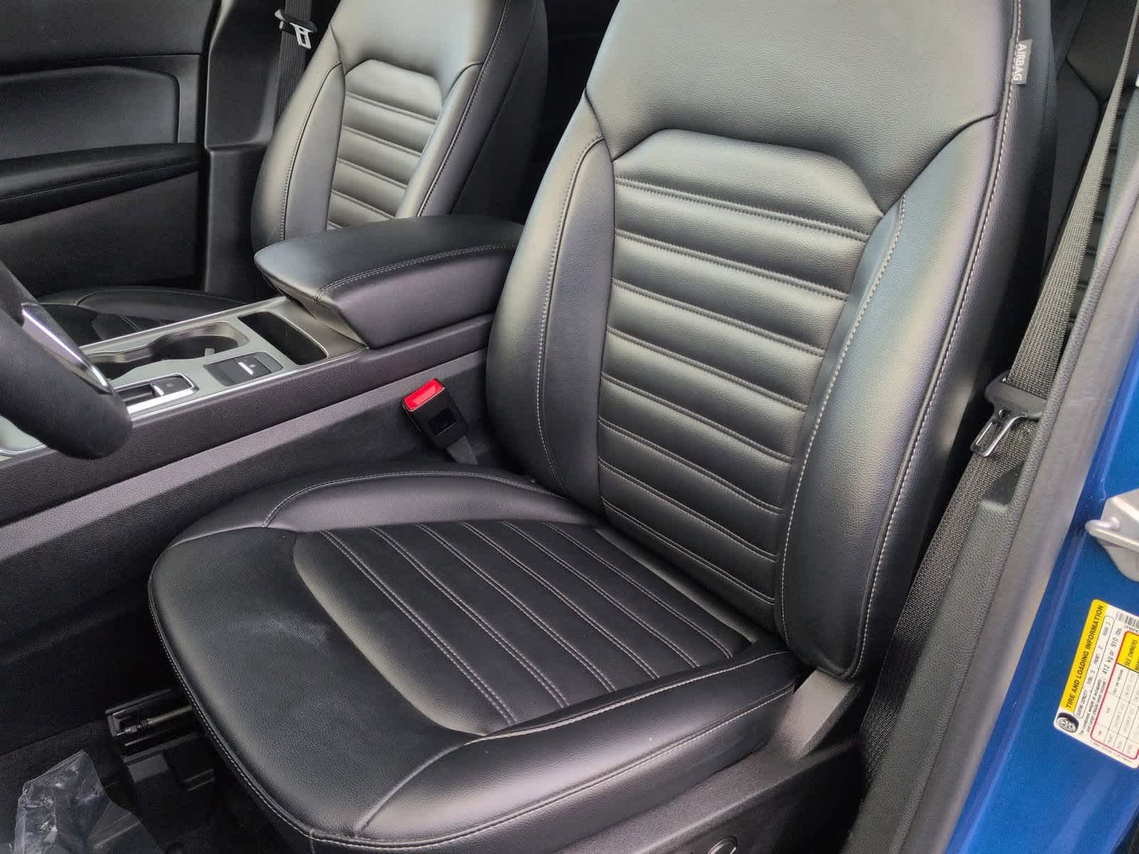 Thumbnail: 2022 Ford Edge - 17