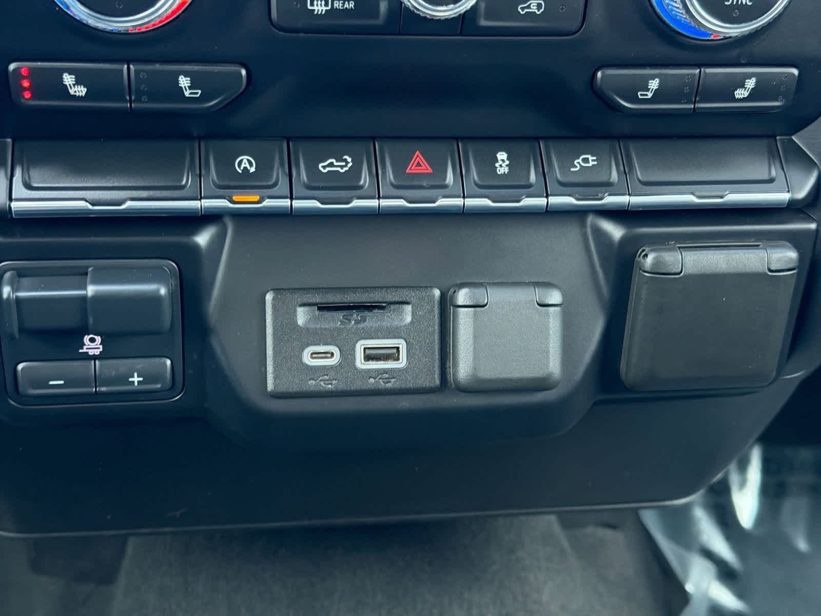 Thumbnail: 2020 GMC Sierra 1500 - 31