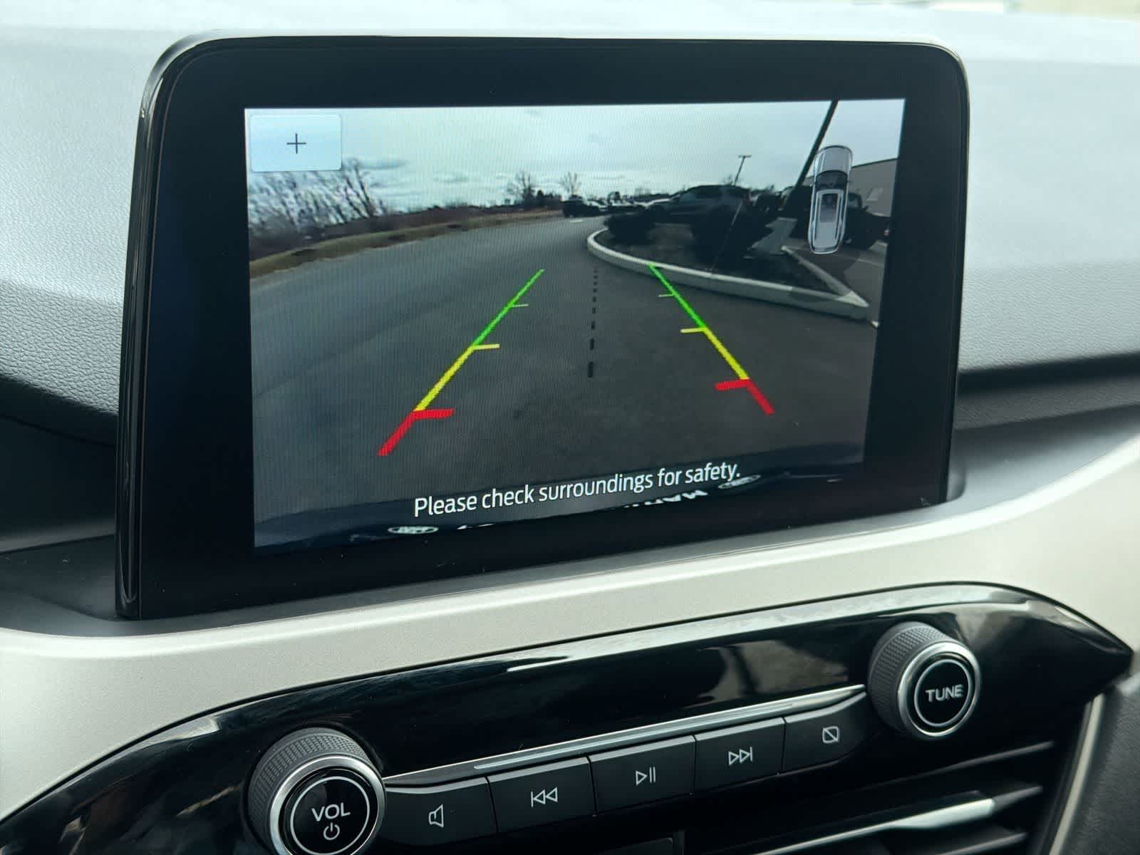 Thumbnail: 2022 Ford Escape - 32