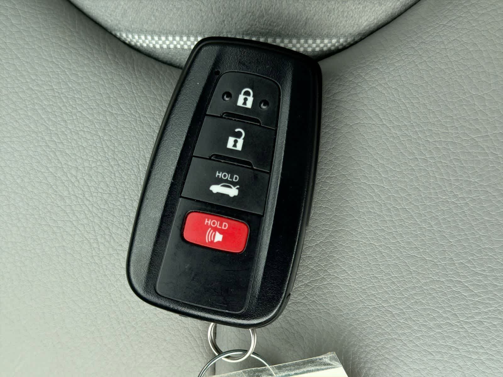 Thumbnail: 2019 Toyota Camry - 35