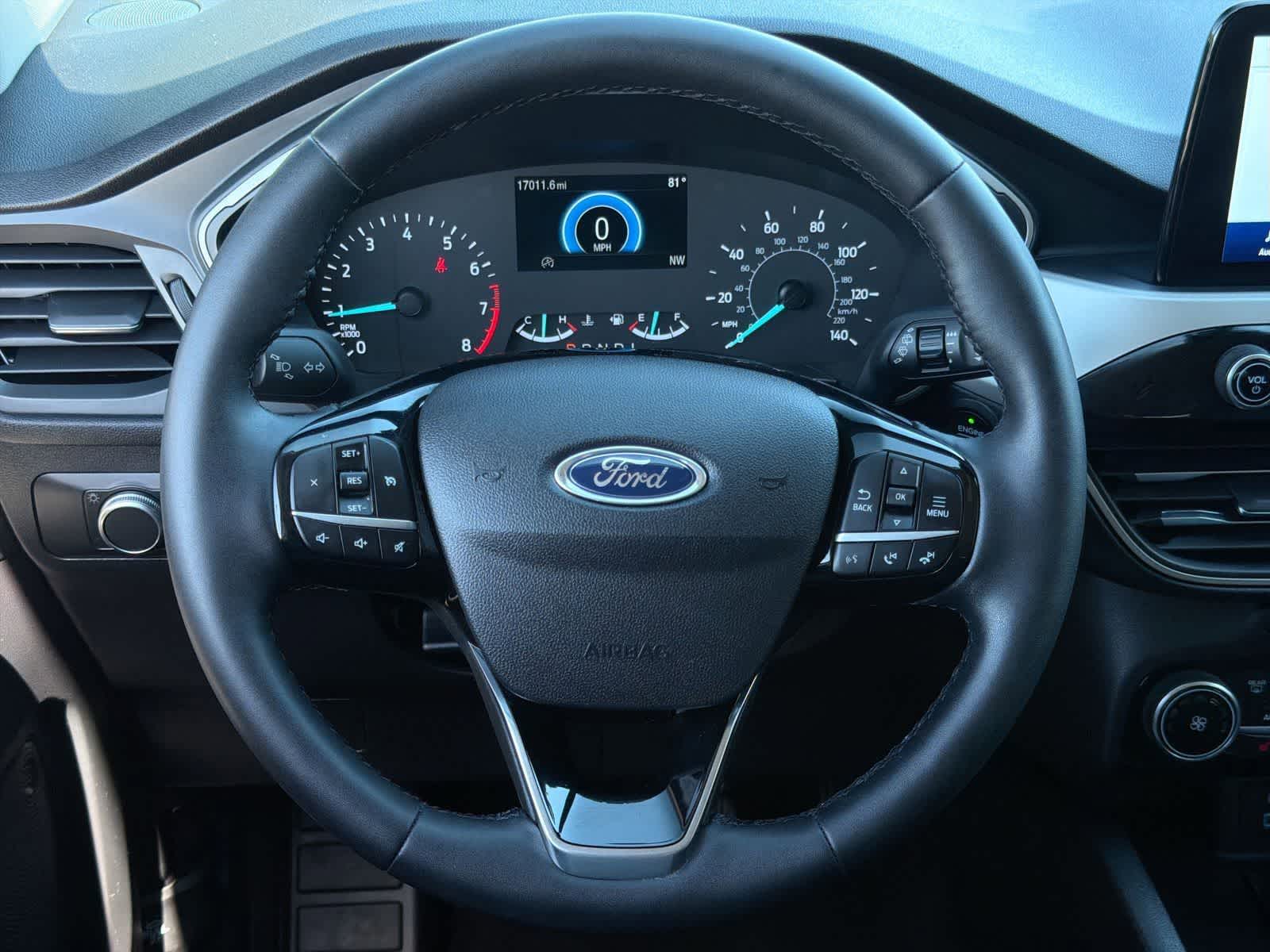 Thumbnail: 2022 Ford Escape - 22