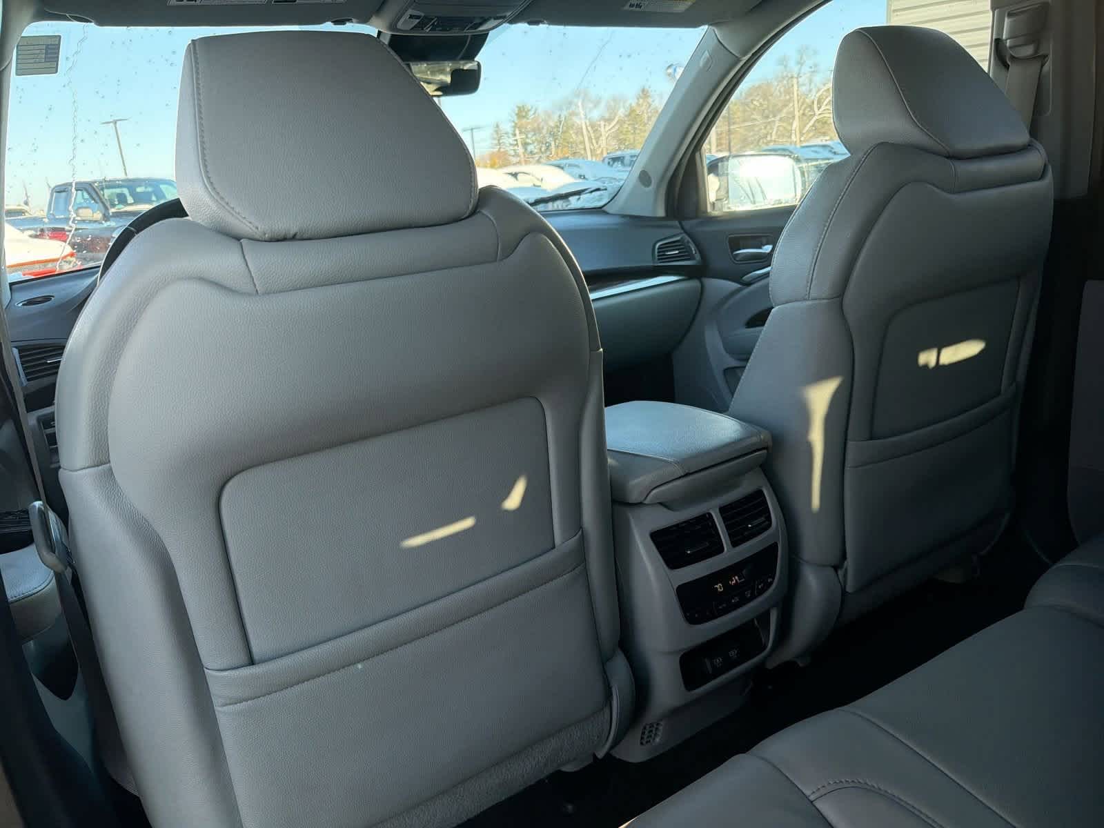 Thumbnail: 2018 Acura MDX - 19