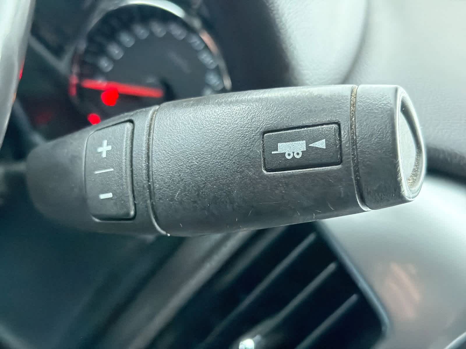 Thumbnail: 2018 Chevrolet Silverado 1500 - 32