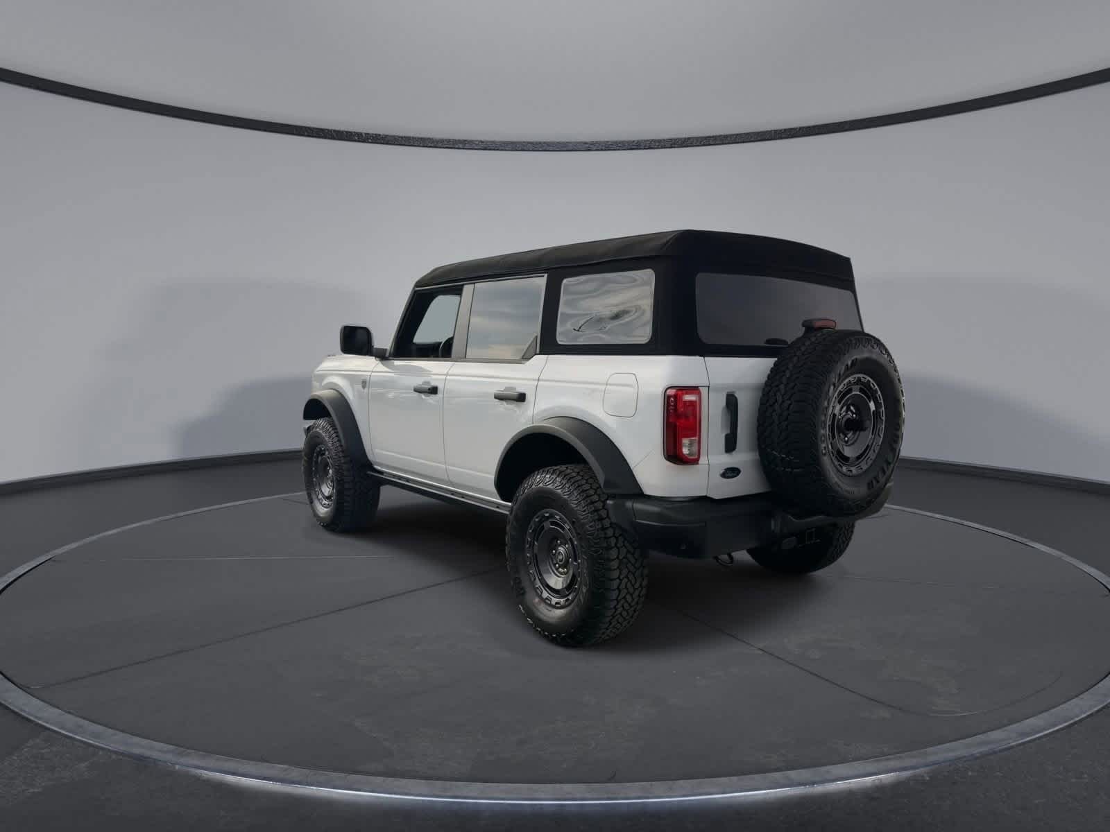 Thumbnail: 2025 Ford Bronco - 6