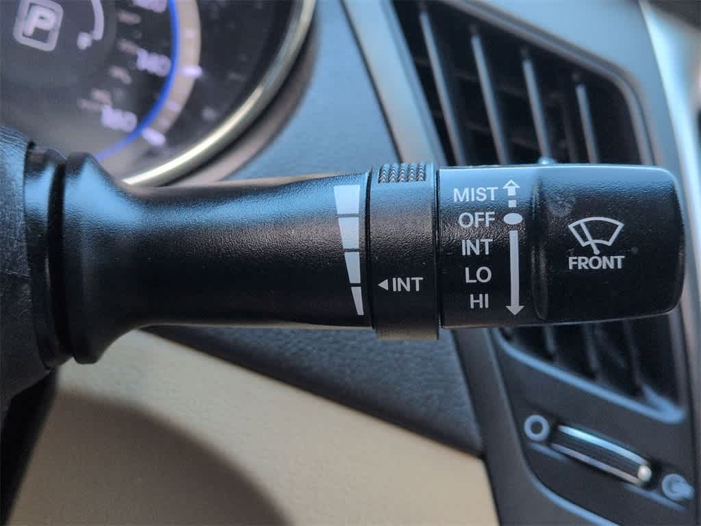 Thumbnail: 2012 Hyundai Sonata - 25