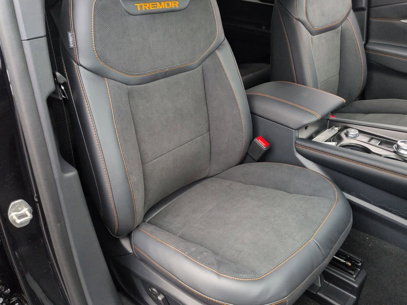 Thumbnail: 2026 Ford Explorer - 24