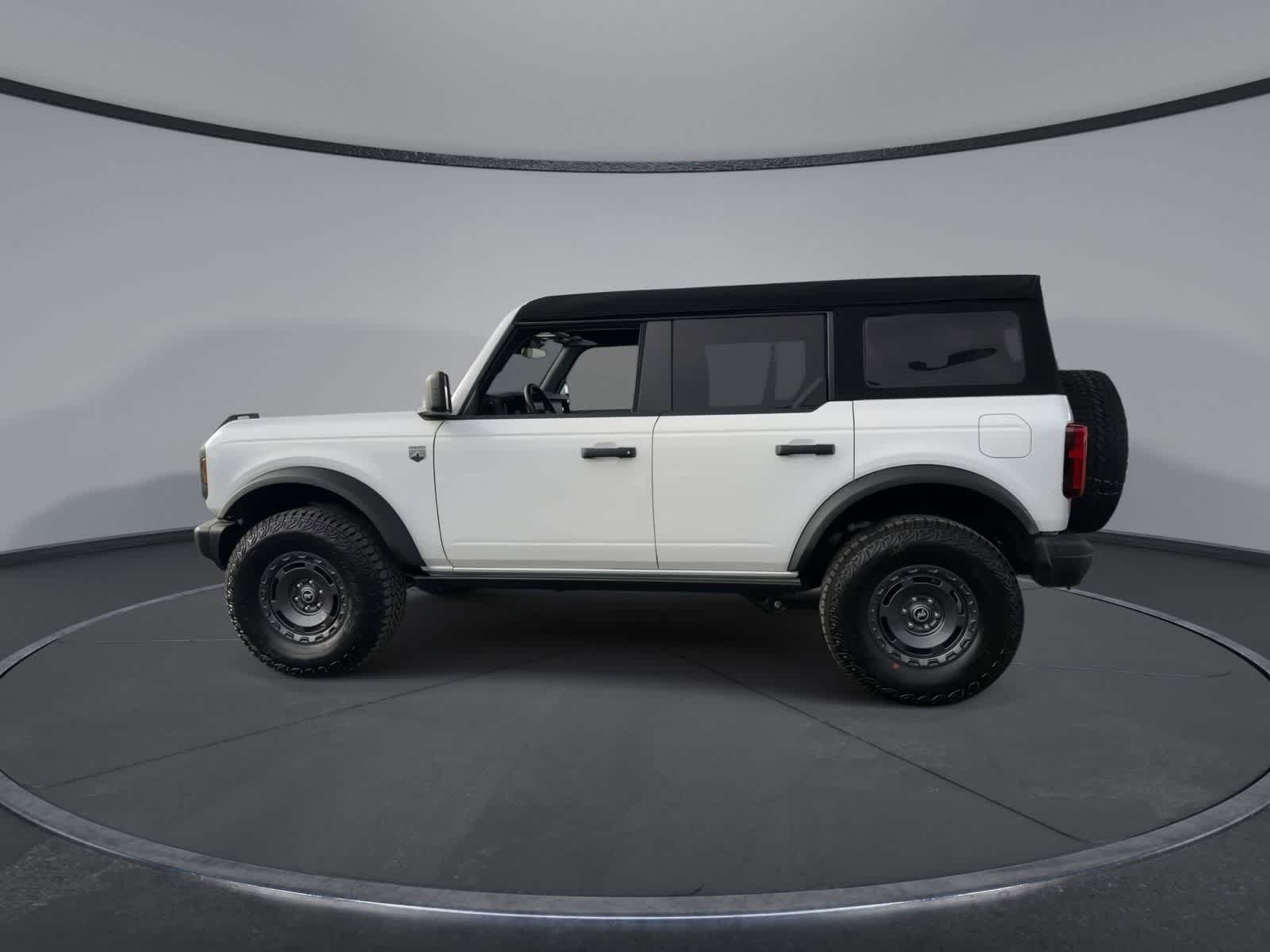 Thumbnail: 2025 Ford Bronco - 5