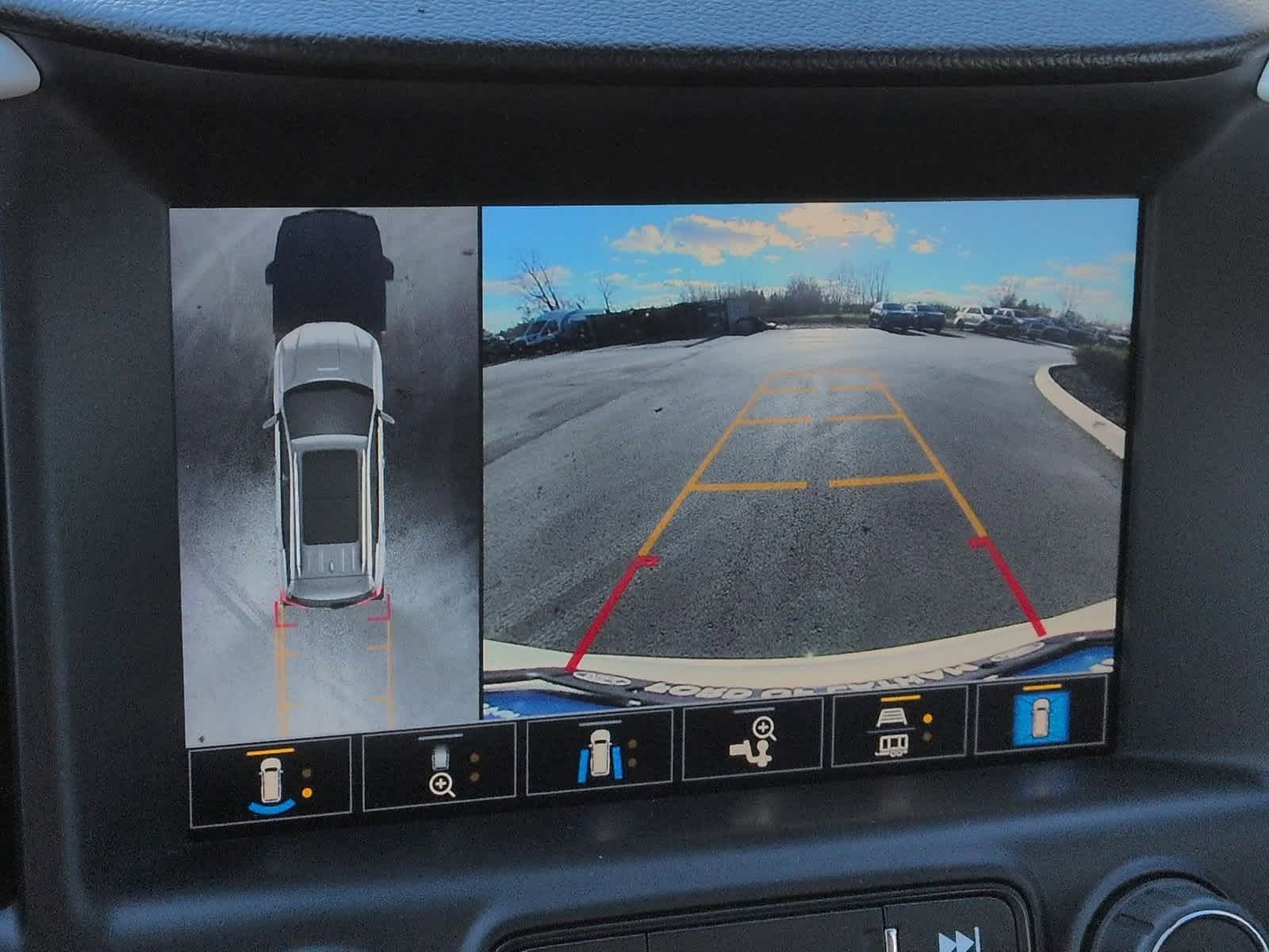 Thumbnail: 2022 GMC Terrain - 30