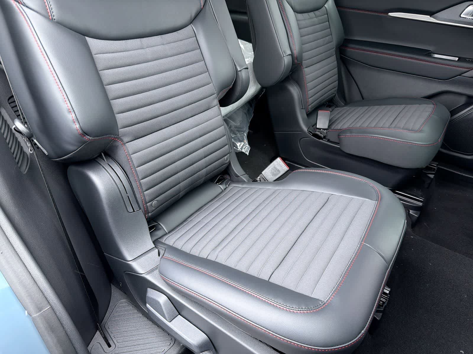 Thumbnail: 2026 Ford Explorer - 22