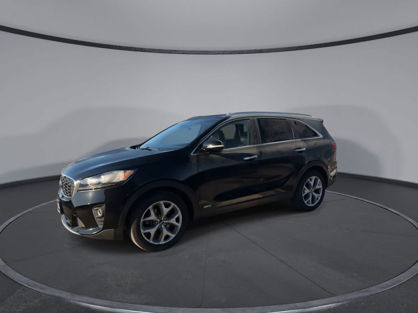 Thumbnail: 2019 Kia Sorento - 4