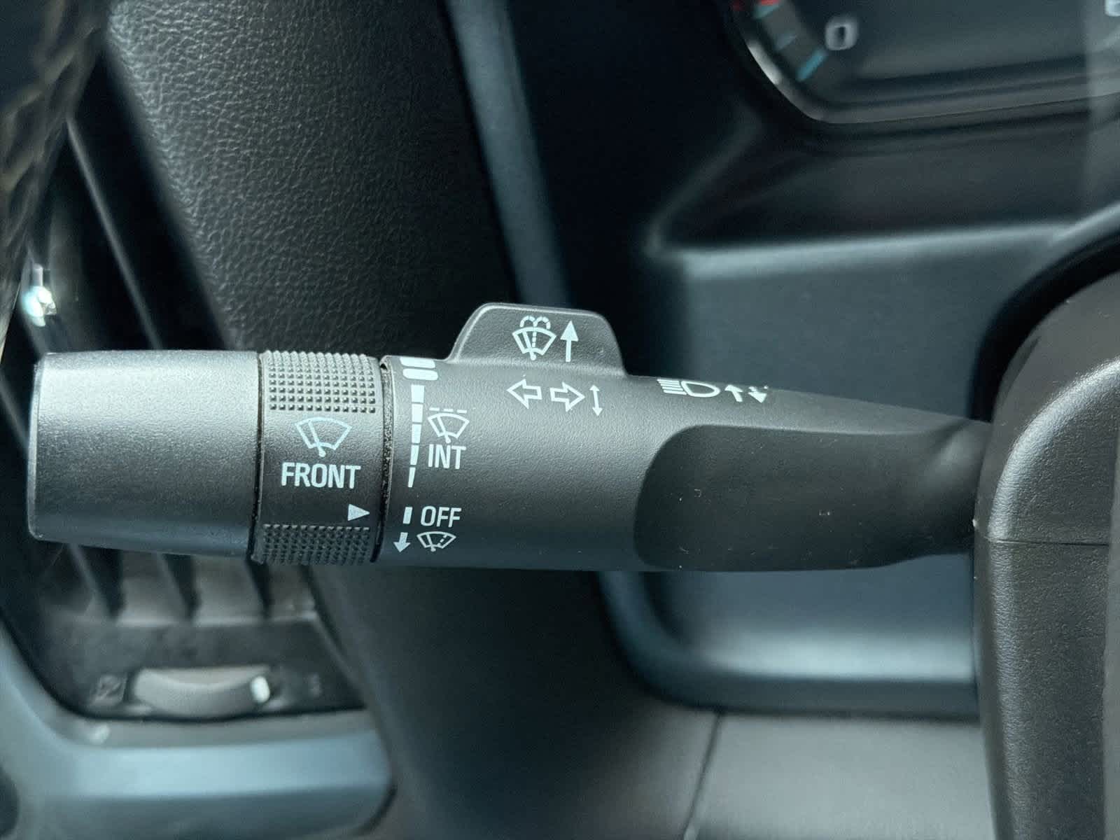 Thumbnail: 2018 Chevrolet Silverado 1500 - 27